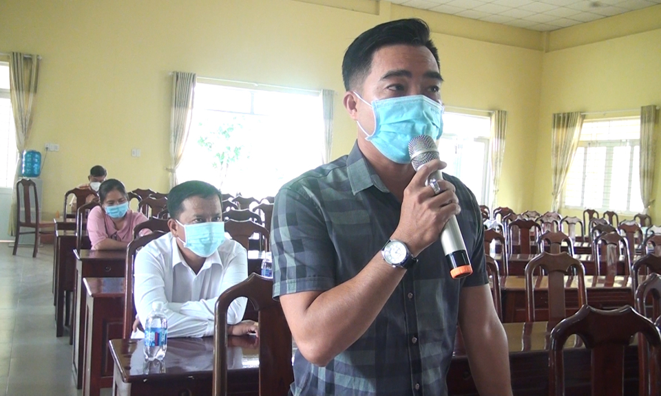 Đại biểu HĐND tỉnh tiếp xúc cử tri Đức Hòa, Tân Trụ, Tân Hưng