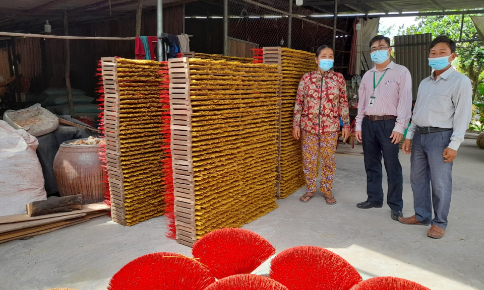 Tân Thạnh: Kiểm tra nguồn vốn tín dụng chính sách tại xã Tân Bình
