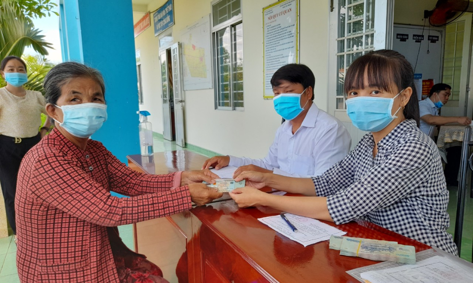 Tân Thạnh: Hỗ trợ trên 6.100 đối tượng lao động tự do theo Nghị quyết 68/CP