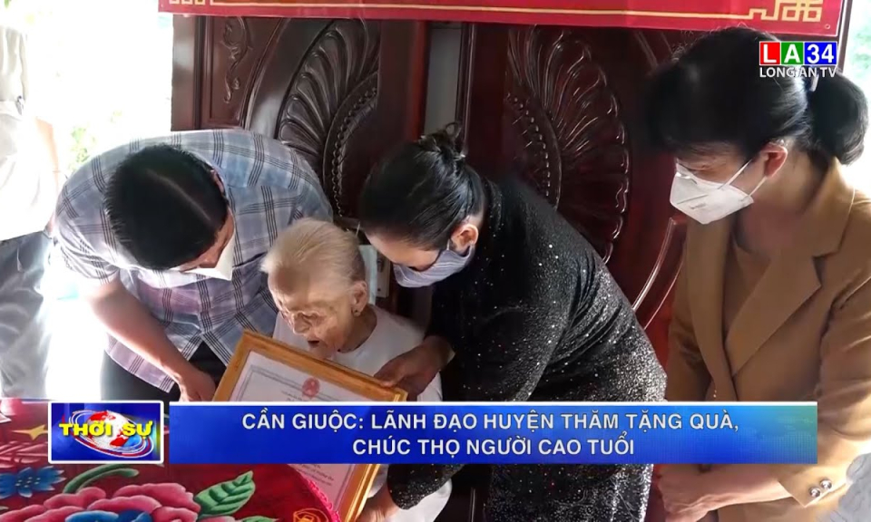 Thăm, tặng quà, chúc thọ người cao tuổi