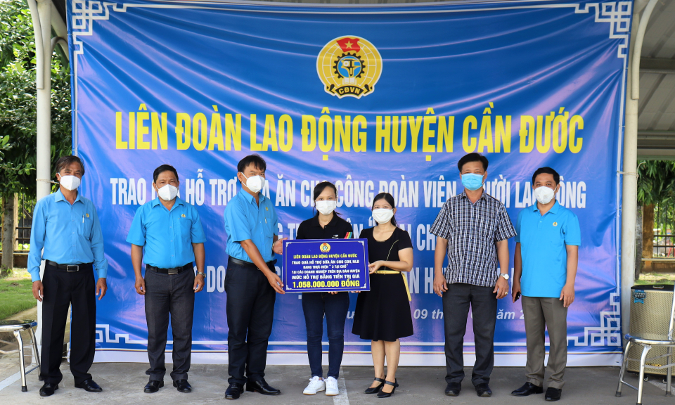 Cần Đước: Hỗ trợ bữa ăn cho doanh nghiệp thực hiện “3 tại chỗ”