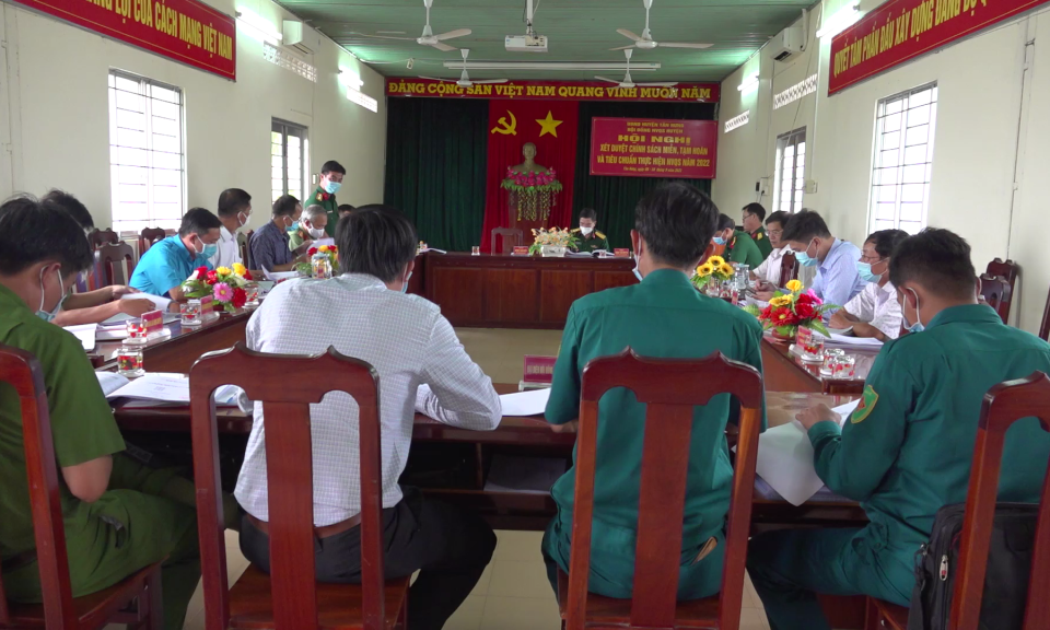 Kiểm tra công tác xét duyệt nghĩa vụ quân sự năm 2022 tại huyện Tân Hưng