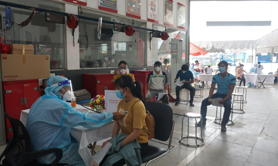 Bến Lức: Mỗi doanh nghiệp là một &#8220;pháo đài&#8221;, mỗi lao động là một &#8220;chiến sĩ&#8221;