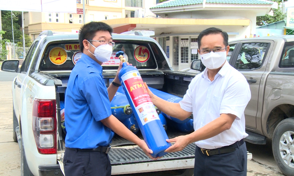 Tỉnh đoàn Long An ra mắt chương trình “ATM Oxy tình thương”