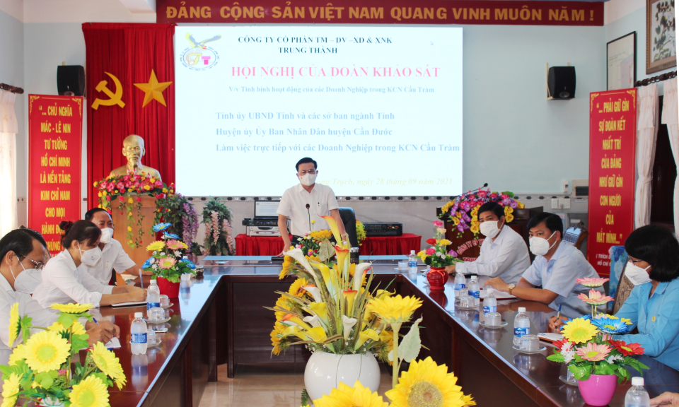 Phó Bí thư Thường trực Tỉnh ủy đối thoại doanh nghiệp khu công nghiệp Cầu Tràm, Cần Đước