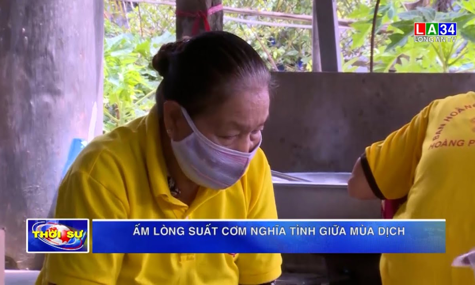 Ấm lòng suất cơm nghĩa tình giữa mùa dịch