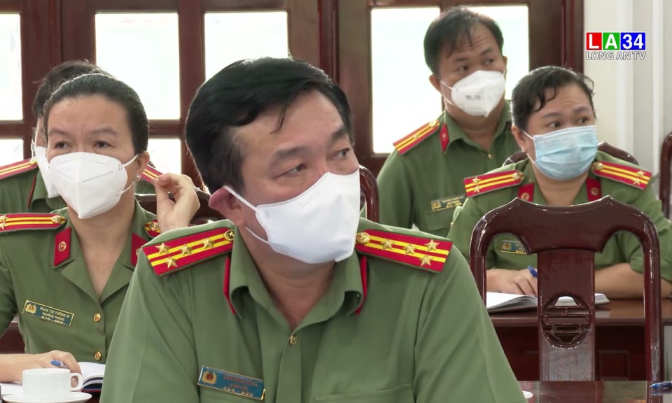 Thứ trưởng Bộ Công an thăm, làm việc tại Công an Long An