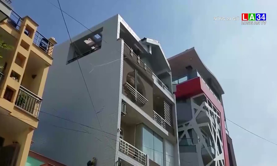 TP.HCM: Cụ bà rơi lầu tử vong thương tâm ở quận Tân Phú