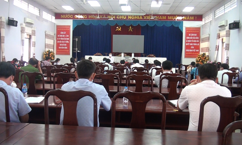 Đoàn kiểm tra, khảo sát và hướng dẫn nghiệp vụ công tác tư pháp làm việc tại Đức Hòa