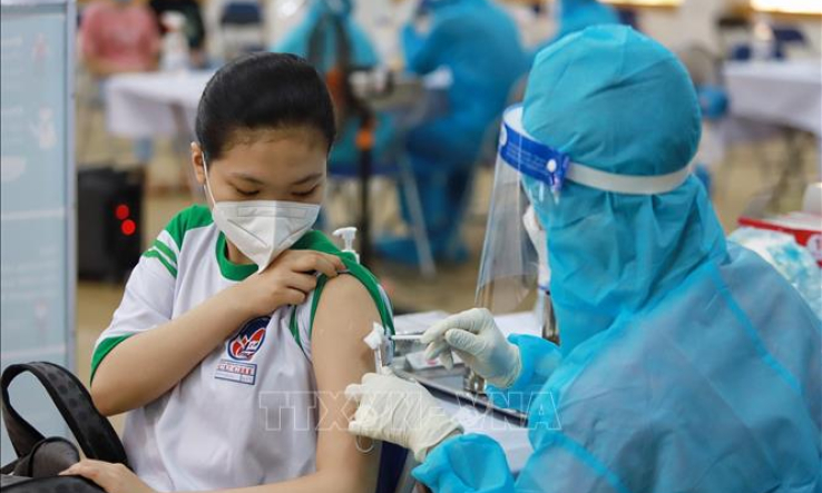 Tiêm vaccine phòng COVID-19 cho trẻ em: Cần lưu ý theo dõi sức khỏe sau tiêm