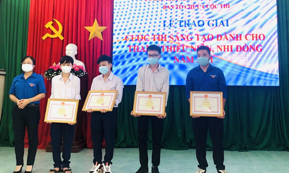 Cần Giuộc: Trao giải cuộc thi giới thiệu sách trực tuyến lần thứ 2 năm 2021