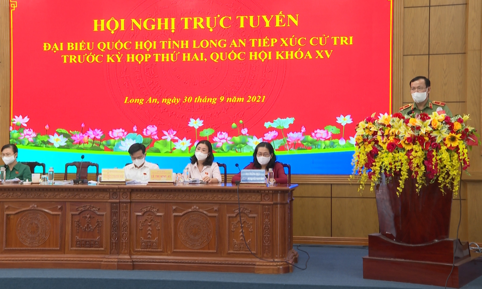 Đại biểu Quốc hội tỉnh Long An tiếp xúc cử tri huyện Đức Hòa trước kỳ họp thứ hai Quốc hội khóa XV
