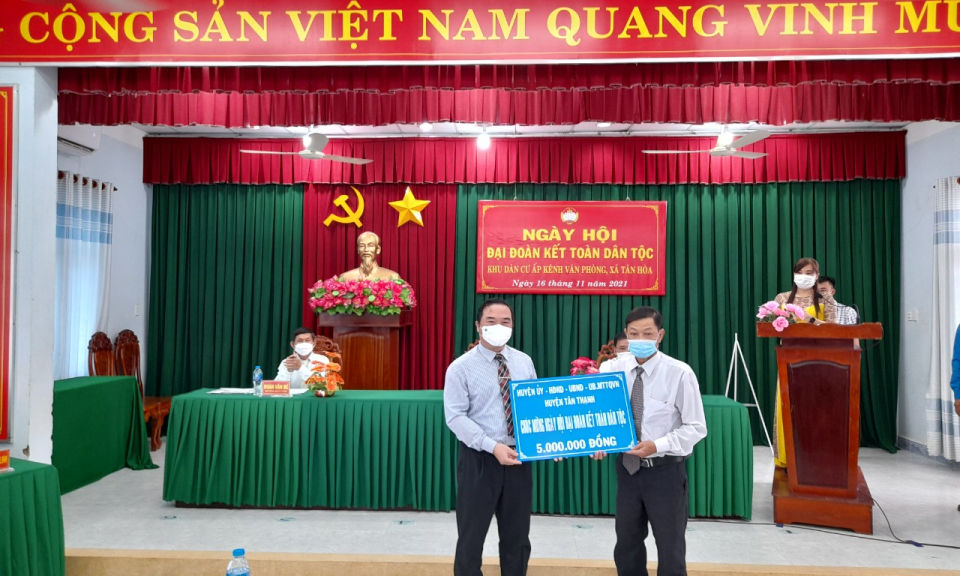 Ngày hội Đại đoàn kết tại huyện Tân Thạnh