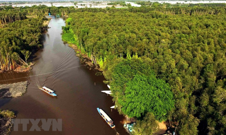 Phát triển du lịch ở vùng đất cửa ngõ Tây Nam Bộ