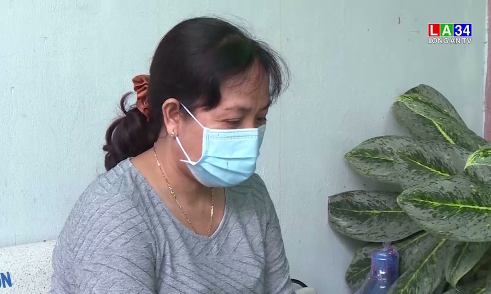Nguy cơ lộ thông tin cá nhân do khoe thẻ xanh Covid