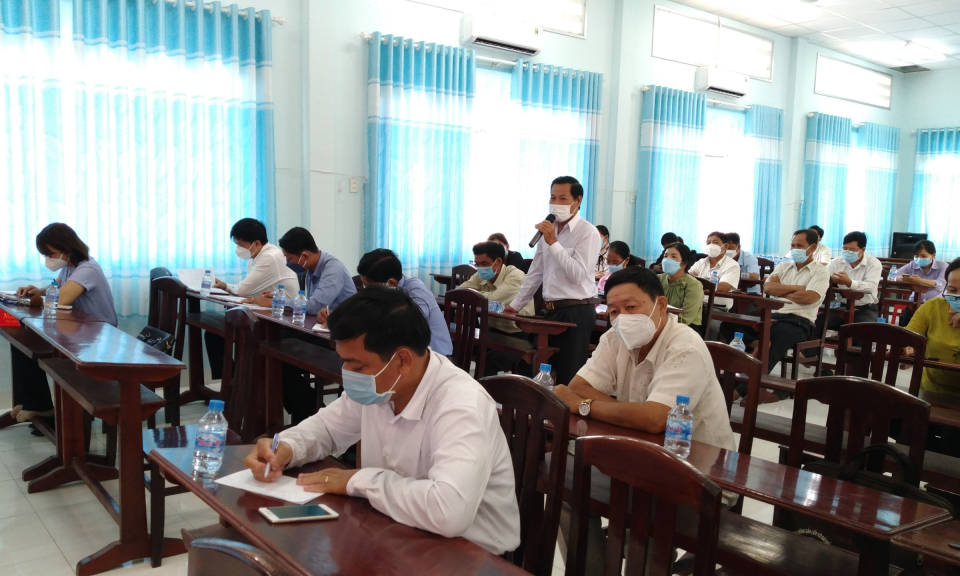 Đại biểu HĐND cấp tỉnh, huyện tiếp xúc cử tri tại Thị trấn Bình Phong Thạnh &#8211; Mộc Hóa