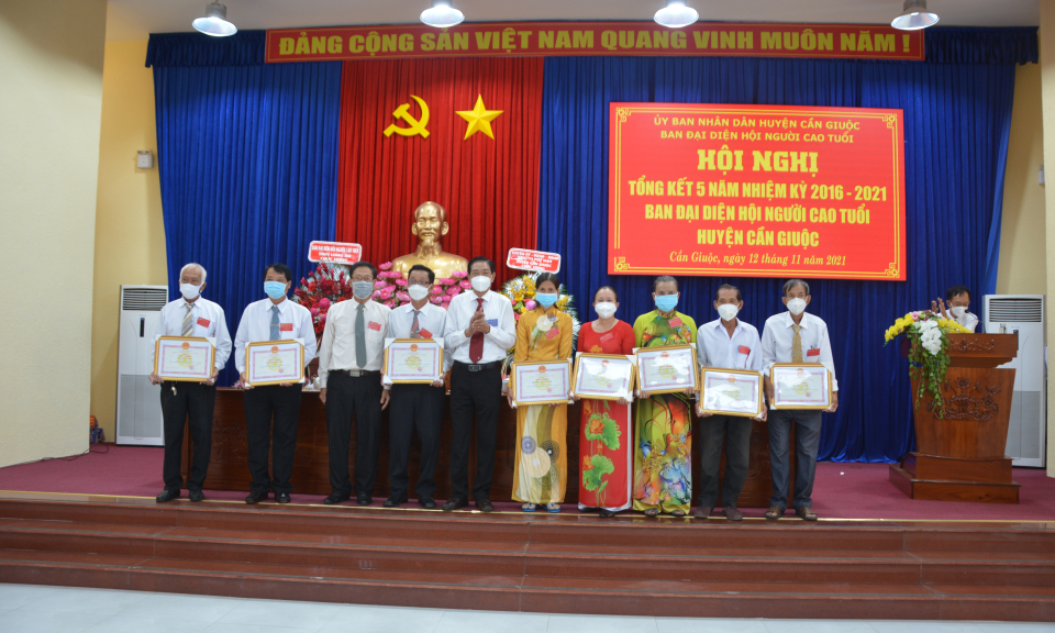 Hội người cao tuổi huyện Cần Giuộc tổng kết hoạt động nhiệm kỳ 2016-2021