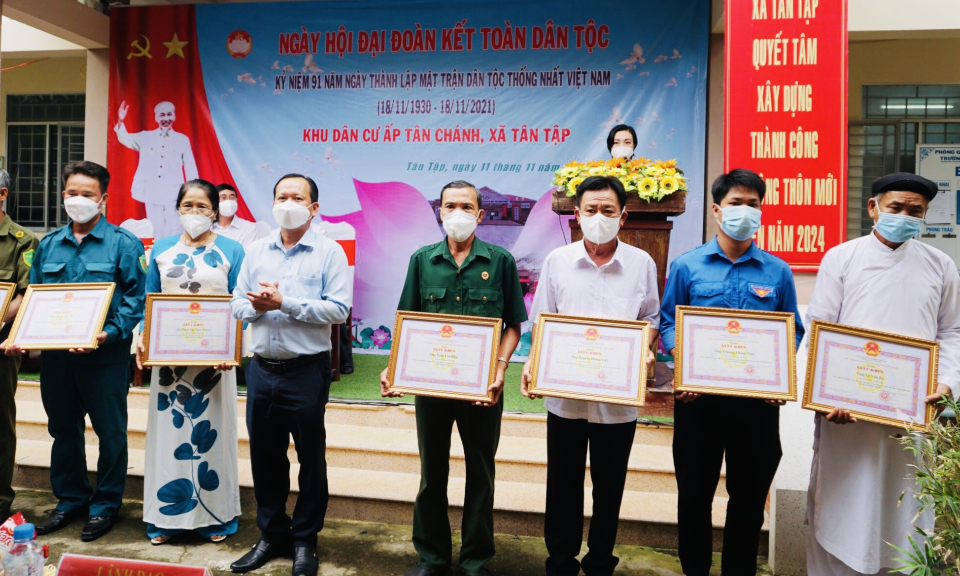 Ngày hội đoàn kết toàn dân tại xã điểm huyện Cần Giuộc