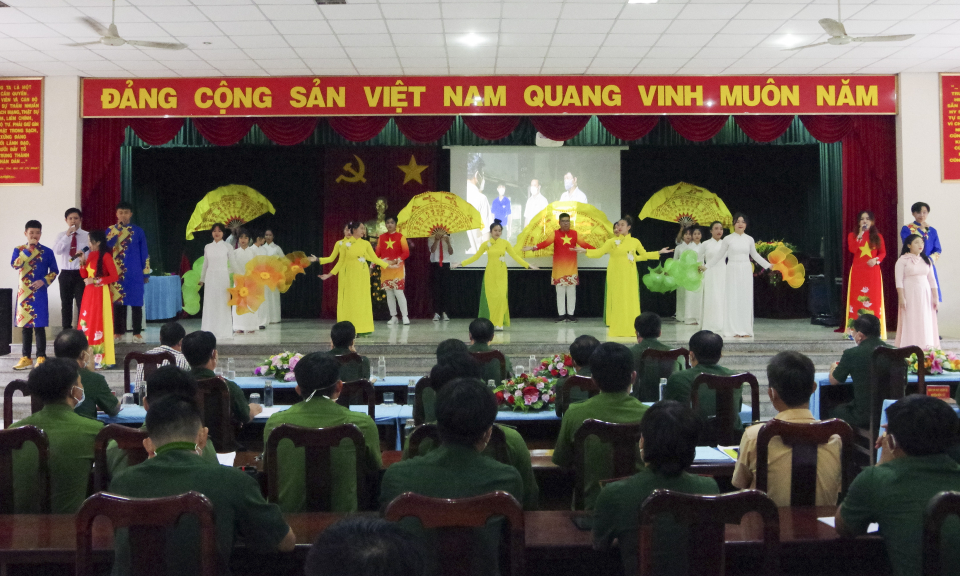 Ban CHQS huyện Đức Hòa đa dạng hóa đưa luật vào thực tiễn