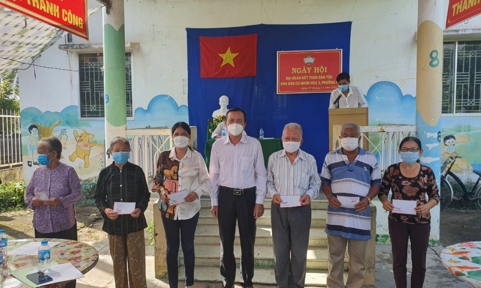 Phường 5- tổ chức ngày hội Đại đoàn kết toàn dân tộc