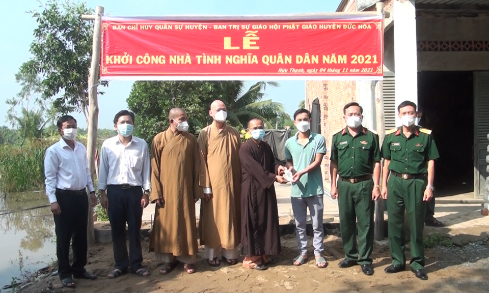 Đức Hòa: Khởi công nhà tình nghĩa quân dân