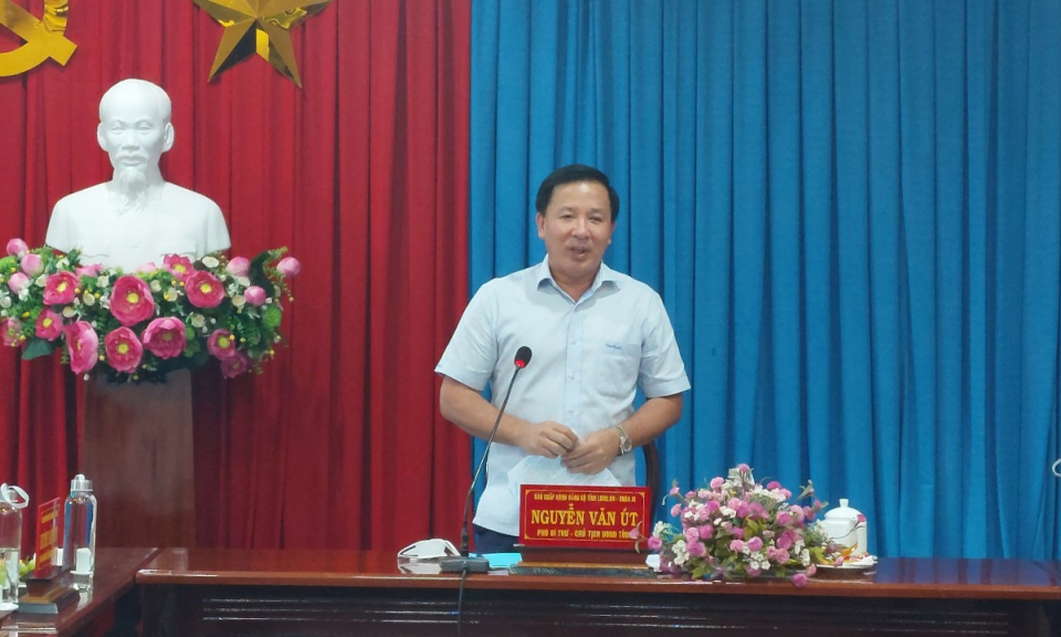 Chủ tịch UBND tỉnh Nguyễn Văn Út làm việc với TP Tân An về các dự án, công trình trọng điểm
