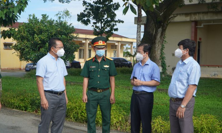 Long An tạm ngưng tiếp nhận, cách ly điều trị bệnh nhân COVID-19 tại Bệnh viện dã chiến số 15