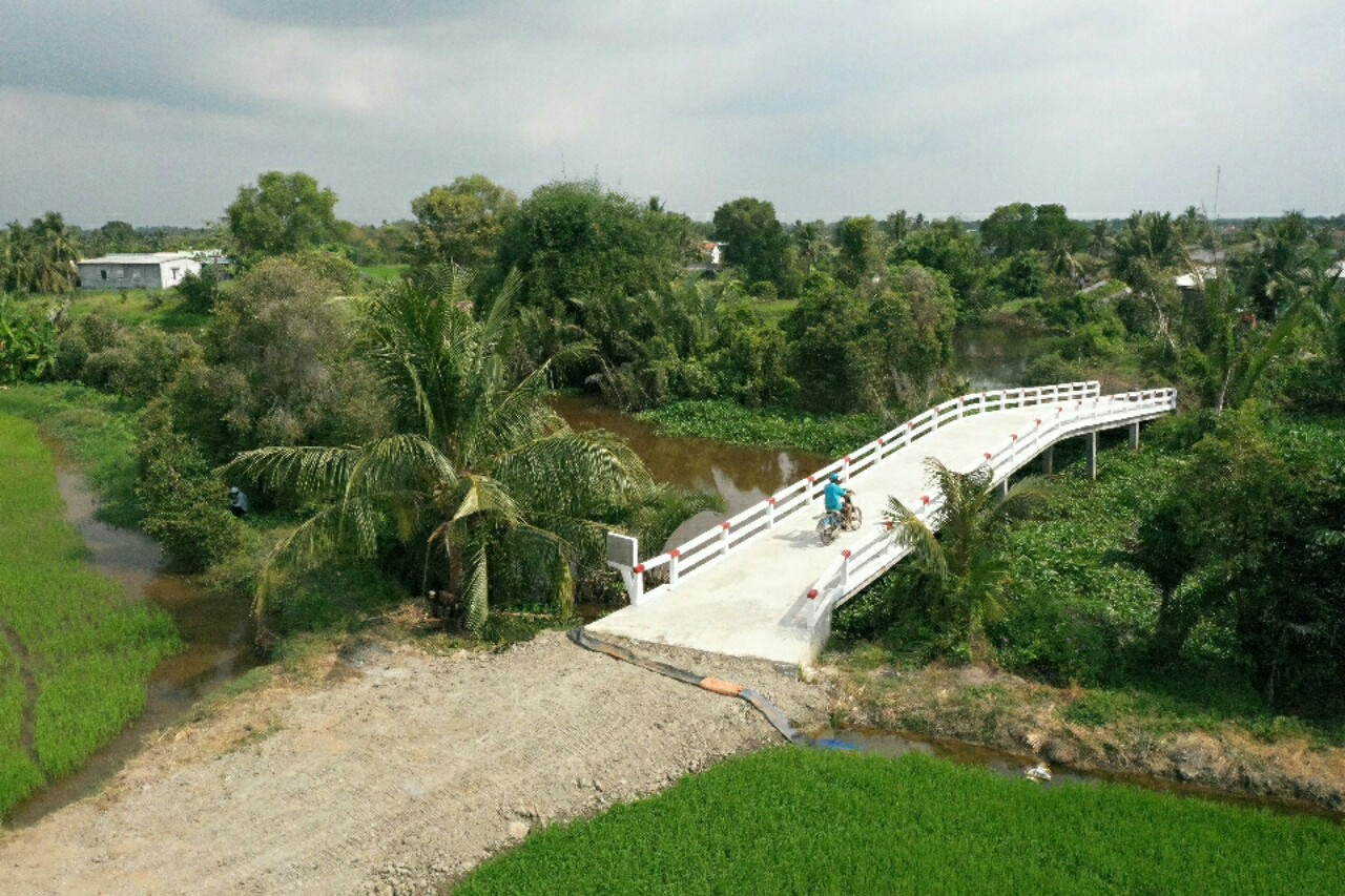 Tân Trụ đưa vào sử dụng cầu 2 xã Nhựt Ninh – Tân Phước Tây - Đài ...