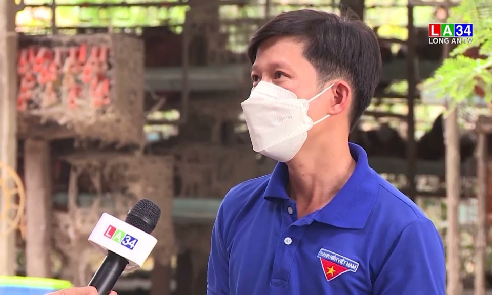 Thanh niên Long An nhận giải thưởng Lương Định Của