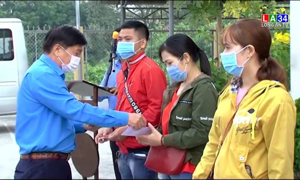 Long An chăm lo Tết để giữ chân người lao động sau đại dịch Covid-19
