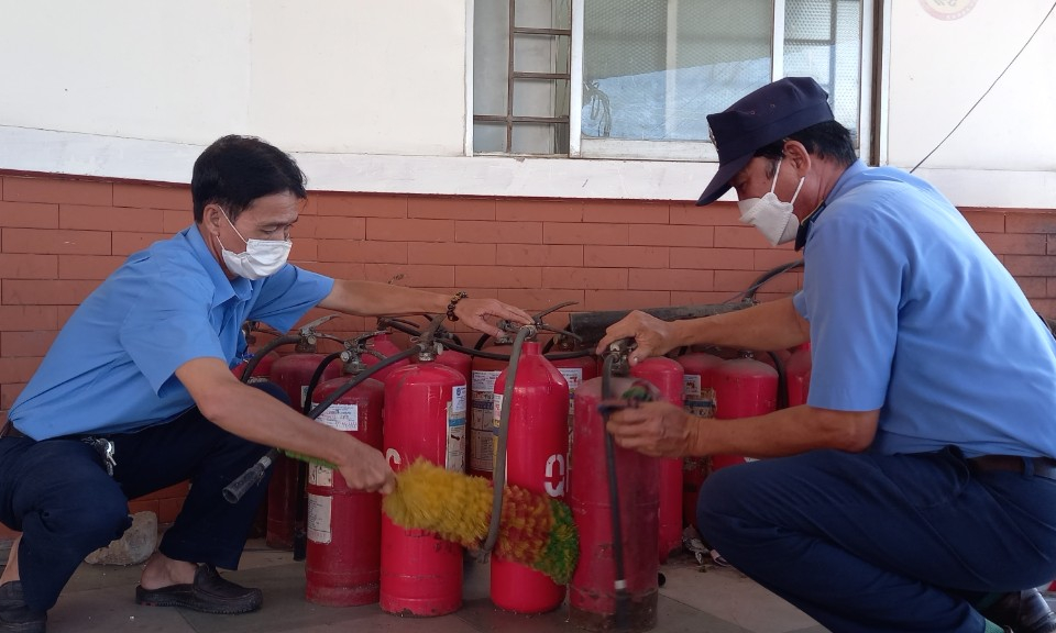 TP Tân An các chợ tăng cường phòng chống cháy nổ dịp Tết