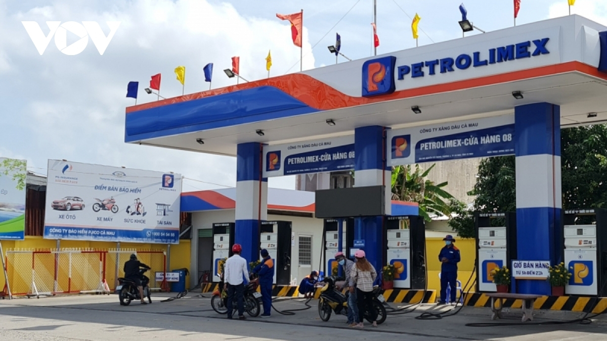 Việt Nam điều chỉnh giá xăng dầu với tần suất 10 ngày/lần - Đài ...