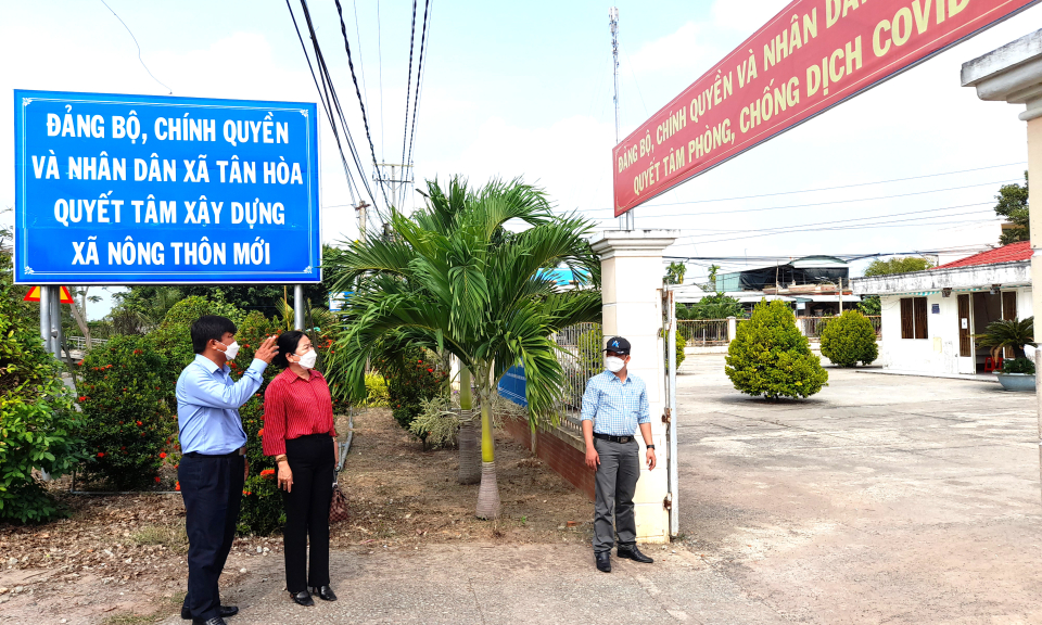 Kiểm tra các tiêu chí xã văn hóa nông thôn mới tại xã Tân Hòa, huyện Tân Thạnh