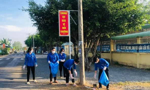 TP Tân An: Ngày cao điểm “Tình nguyện chung tay xây dựng nông thôn mới” năm 2022