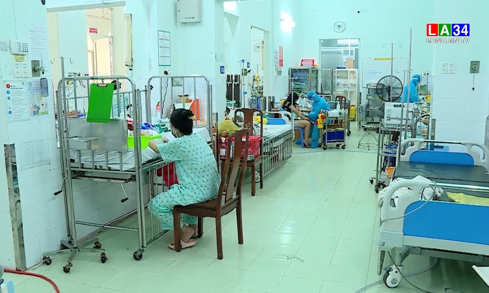 Thêm giường điều trị cho trẻ em mắc Covid-19