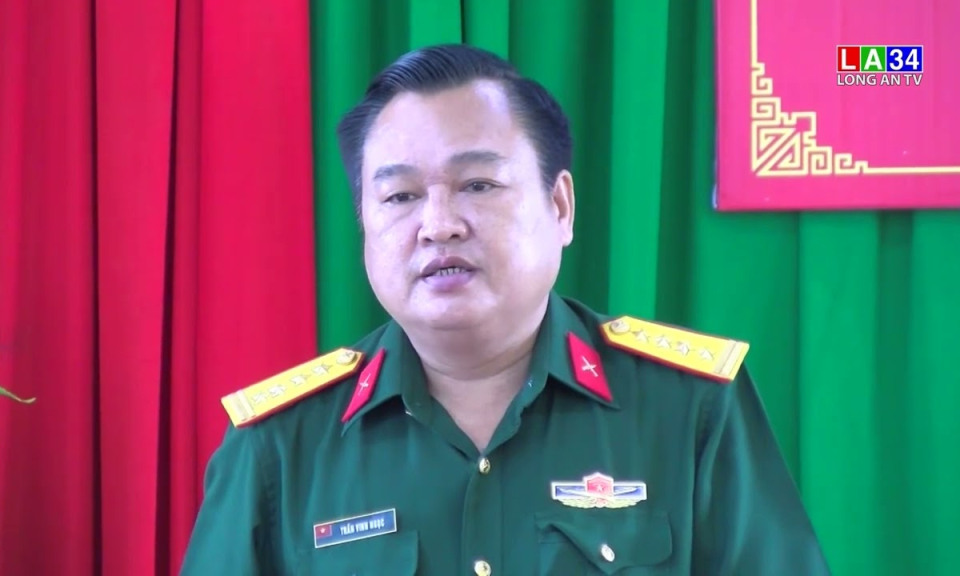Bộ CHQS tỉnh Long An đối thoại dân chủ với cán bộ, chiến sĩ Ban CHQS huyện Tân Trụ