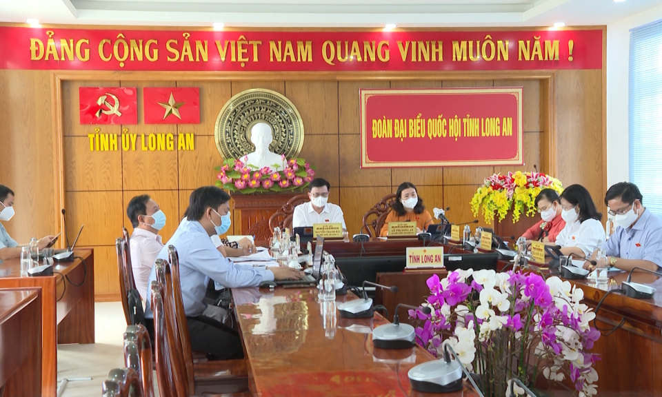 Quốc hội chất vấn lĩnh vực công thương và tài nguyên &#8211; môi trường