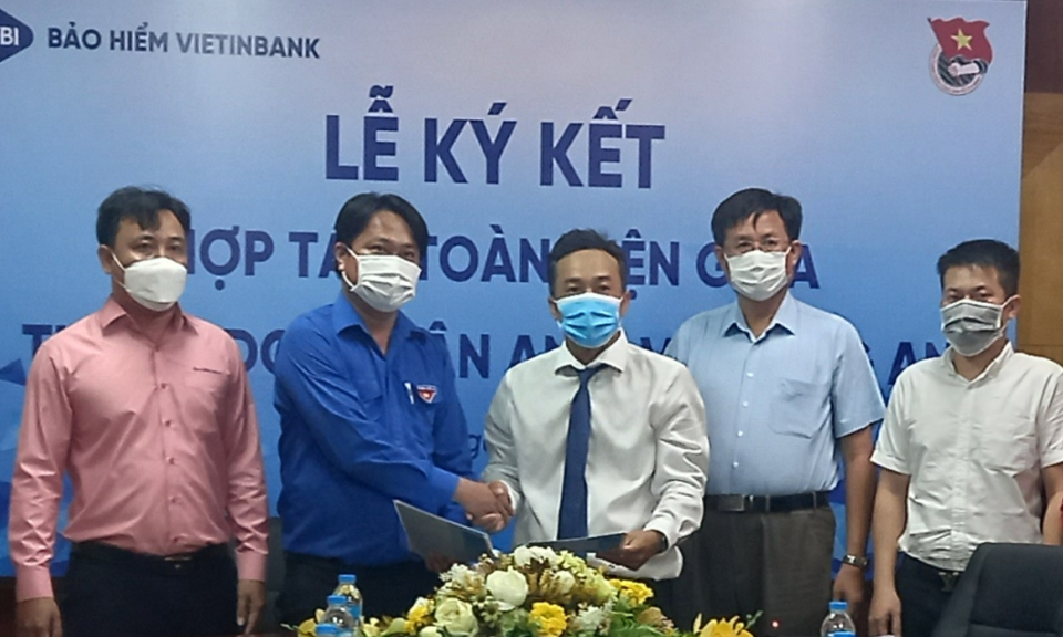 Thành Đoàn Tân An ký kết liên tịch phối hợp toàn diện với Bảo hiểm Viettinbank