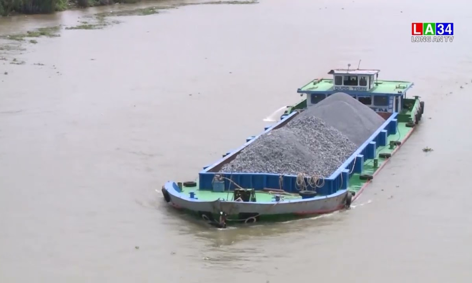 Mặn tiếp tục xâm nhập sâu trong những ngày triều cường lên cao