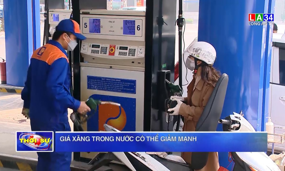 Giá xăng trong nước có thể giảm mạnh
