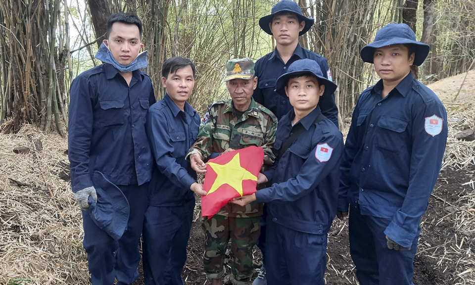 Phát hiện, quy tập ba hài cốt liệt sĩ tại huyện Sla Krau, tỉnh Pailin