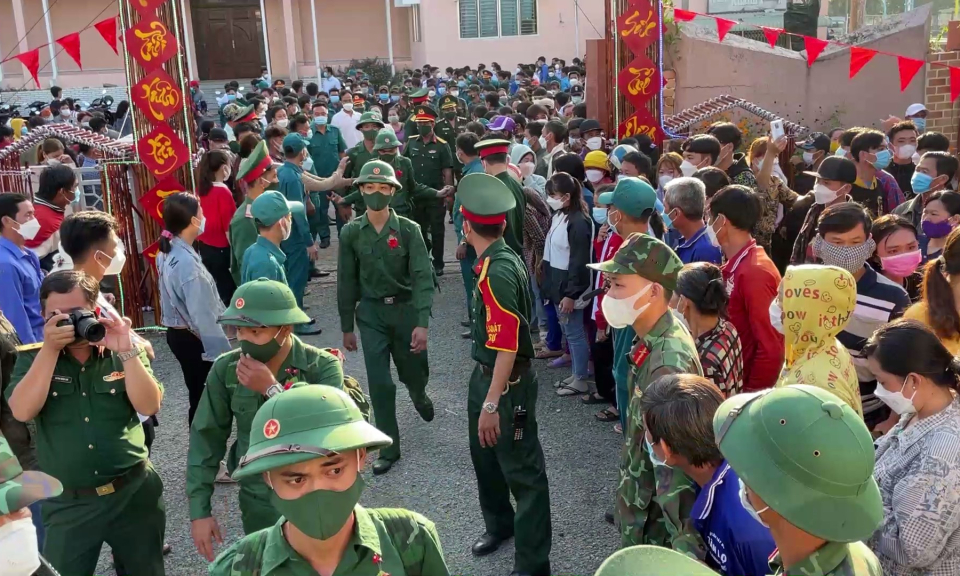 Tân Hưng tổng kết công tác tuyển chọn, gọi công dân nhập ngũ 2022