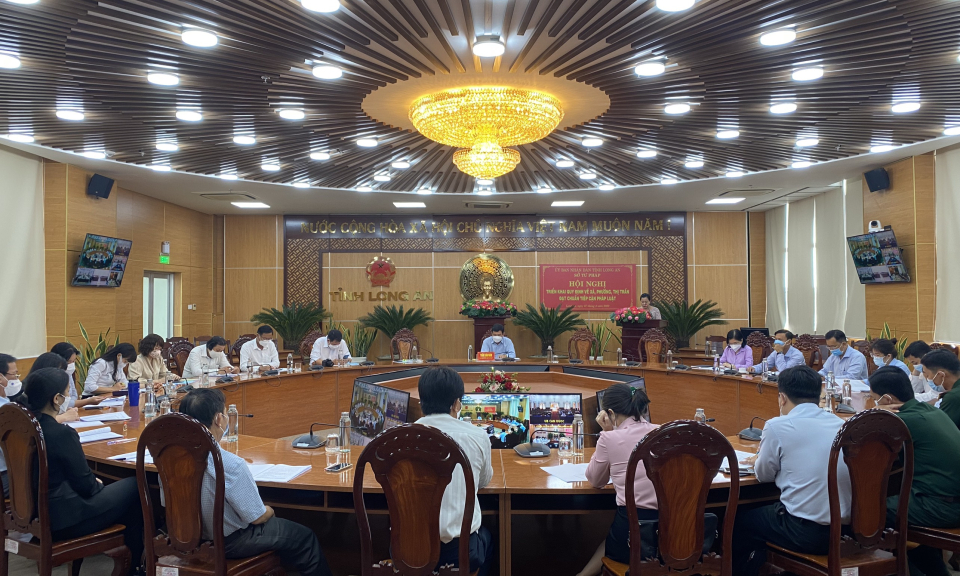 Triển khai quy định về xã, phường, thị trấn đạt chuẩn tiếp cận pháp luật