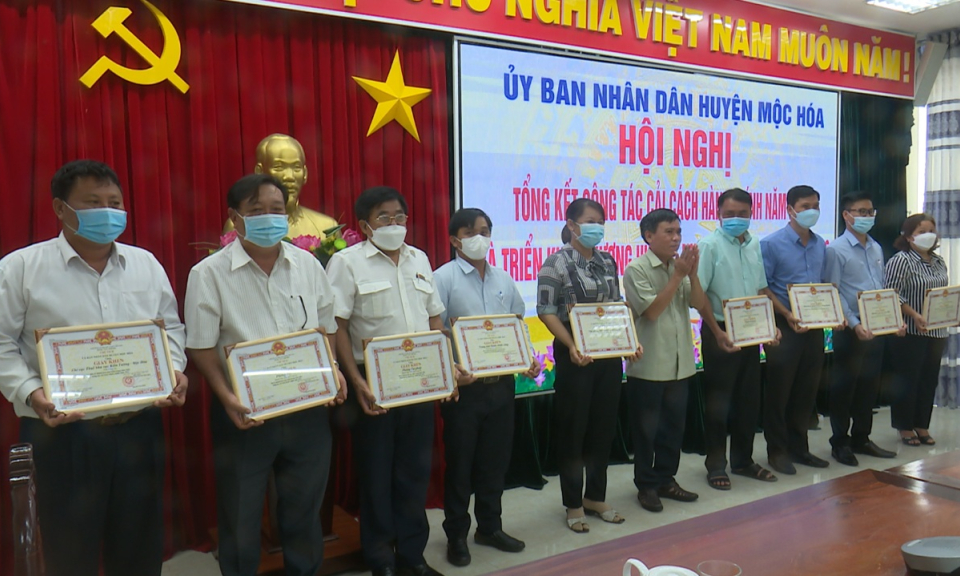 Mộc Hóa tổng kết công tác Cải cách hành chính