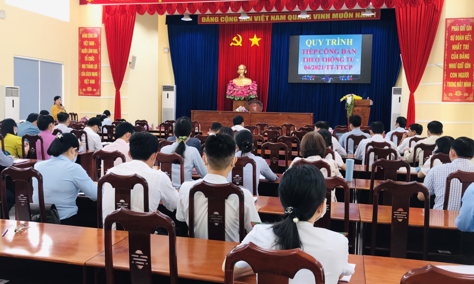 Cần Giuộc tập huấn công tác tiếp công dân và xử lý đơn khiếu nại, tố cáo năm 2022