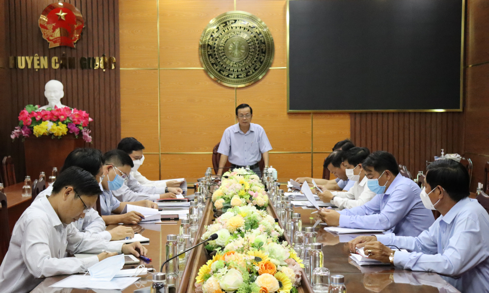 Cần Giuộc: HĐND Huyện giám sát thực hiện xử phạt vi phạm hành chính lĩnh vực đất đai, xây dựng