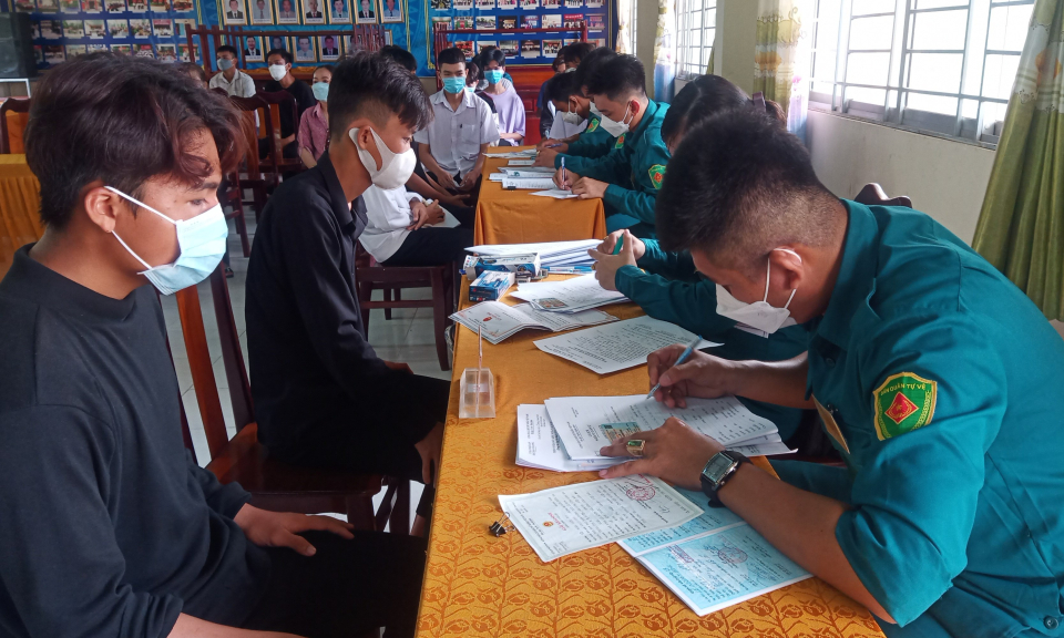 Tân Hưng đăng ký NVQS năm 2022 đảm bảo các điều kiện phòng, chống dịch COVID-19