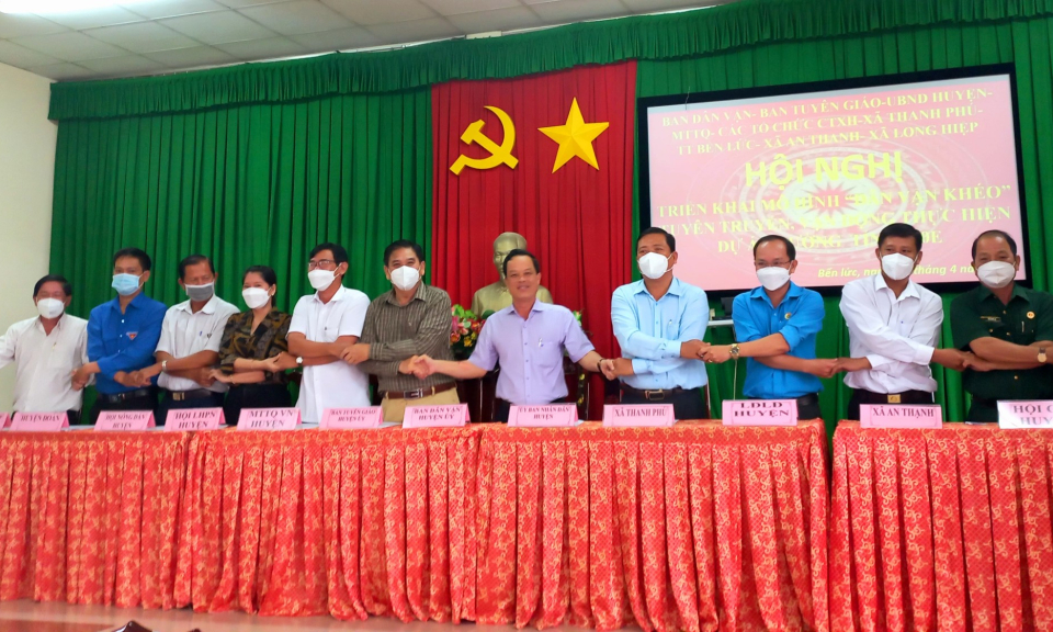 Bến Lức mô hình “Dân vận khéo” trong giải phóng mặt bằng Dự án đường tỉnh 830E