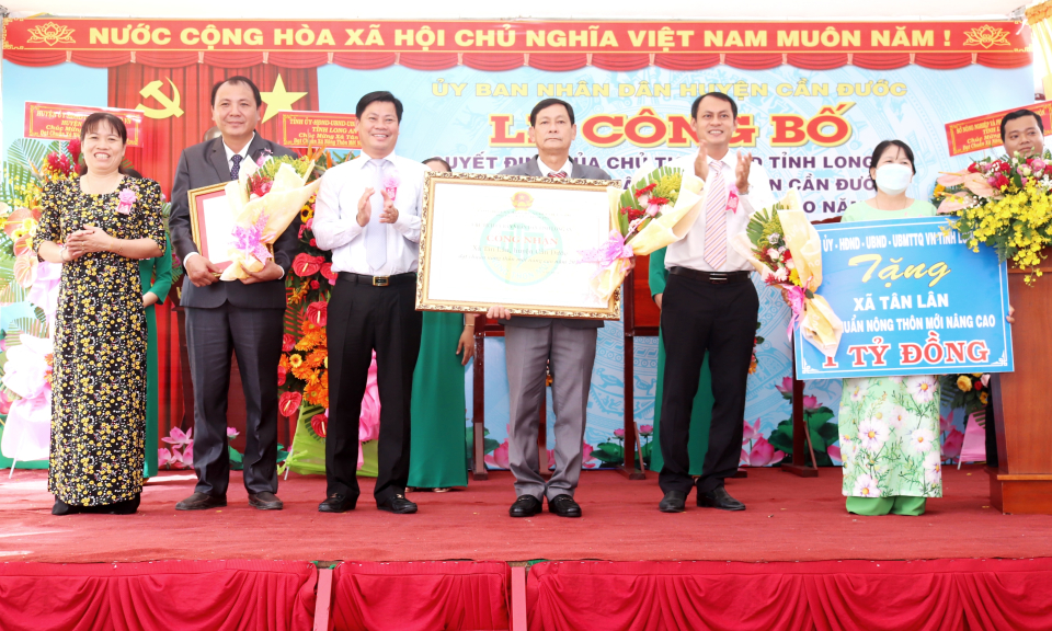 Xã Tân Lân huyện Cần Đước đạt chuẩn nông thôn mới nâng cao