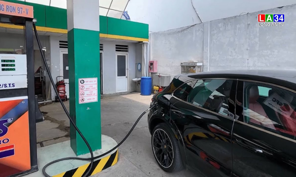 Xuất hiện xăng RON 97 tại Việt Nam